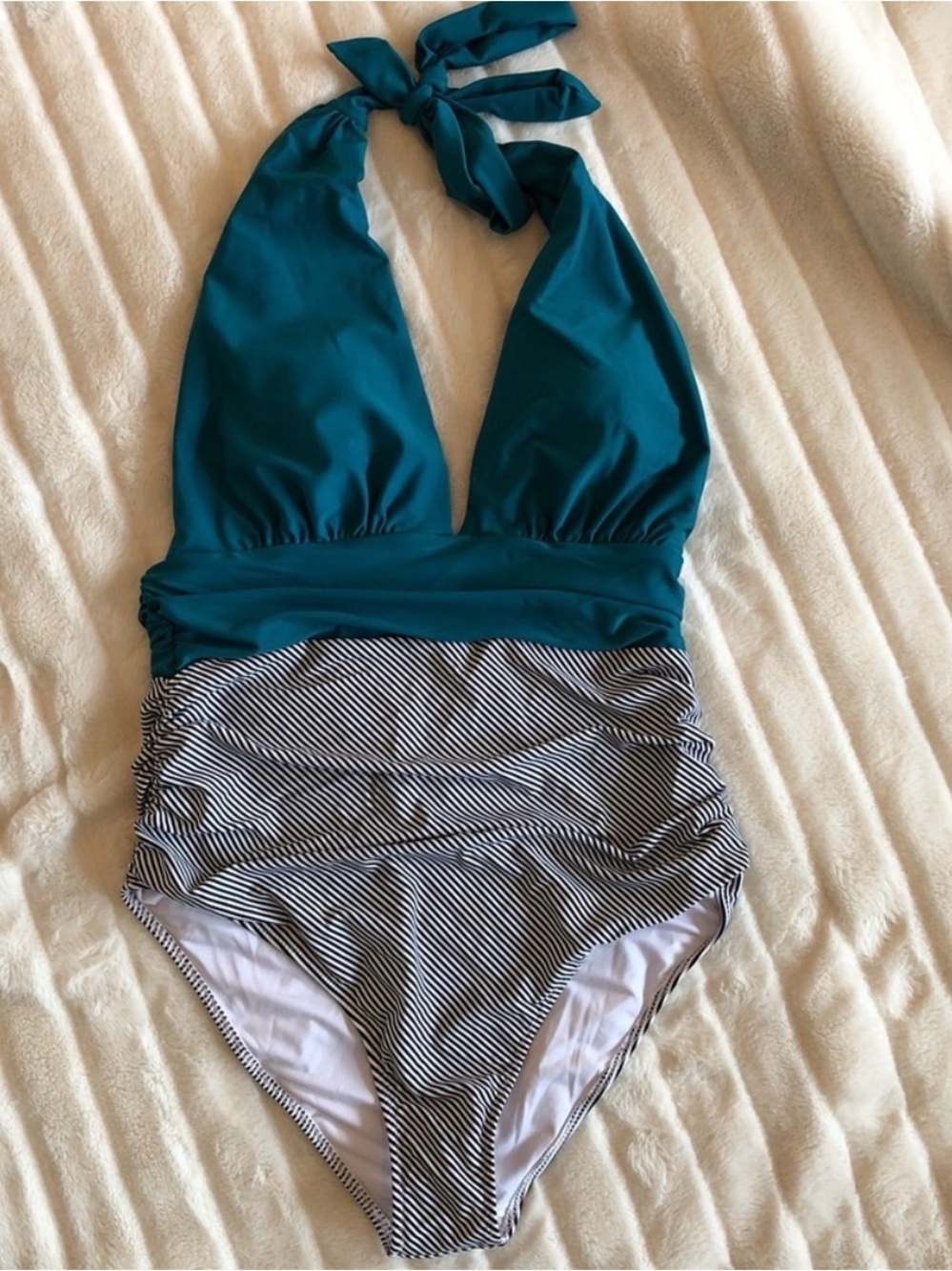 CUPSHE plunging teal halter one-piece NWT - Picture 4 of 7